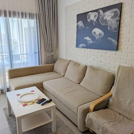 In Caesar Blue Near The Sea And Waterpark Appartamento