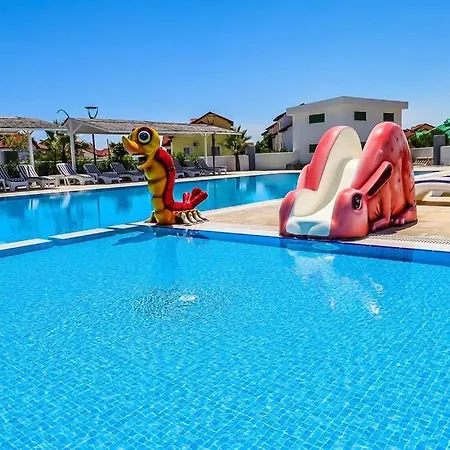 Apartment In Caesar Blue Near The Sea And Waterpark Rizokarpaso