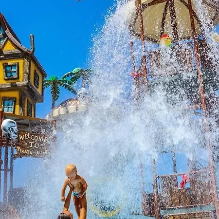 Apartment In Caesar Blue Near The Sea And Waterpark *