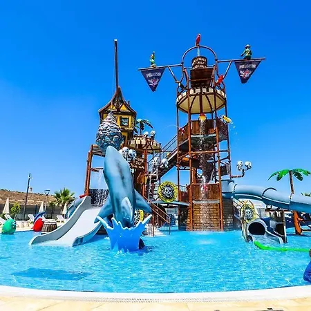 In Caesar Blue Near The Sea And Waterpark * Rizokarpaso